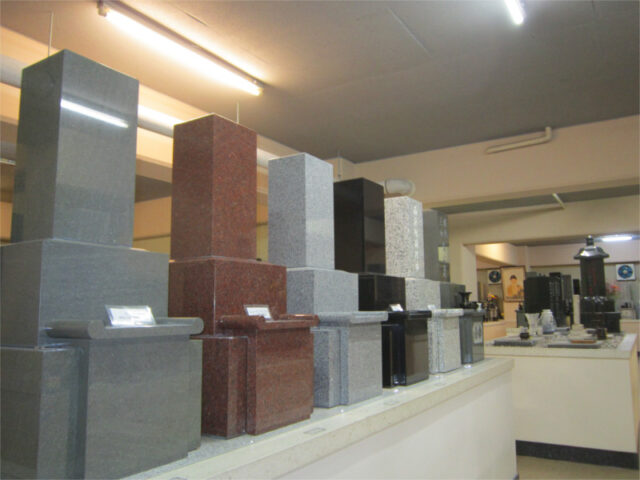 画像:室内墓(新御徒町廟所 )